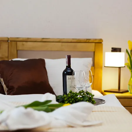 Perla Beskidu Bed & Breakfast 3*