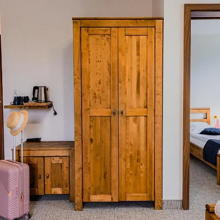 Perla Beskidu 住宿加早餐酒店 3*