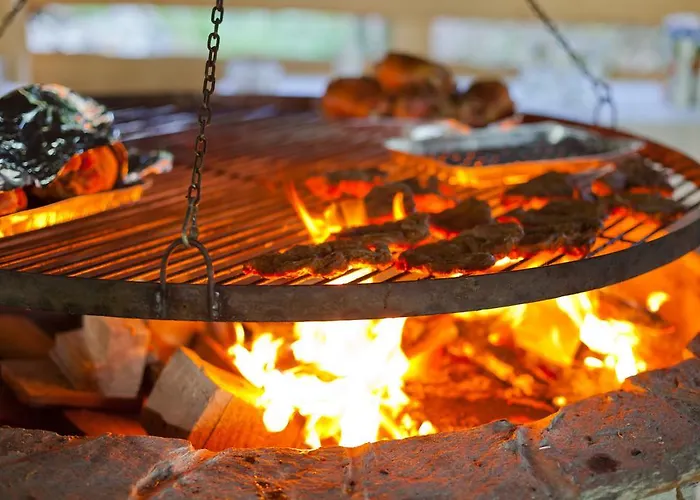 Perla Beskidu 住宿加早餐酒店 3*